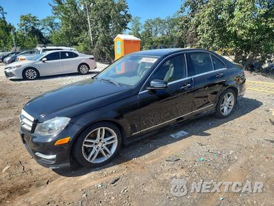 2013 MERCEDES-BENZ C 300 4MATIC WDDGF8AB8DR276834 - główne zdjęcie licytacji z USA - miniatura