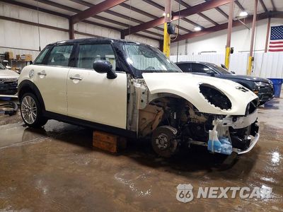 Czwarte zdjęcie samochodu z boku: 2019 MINI COOPER S VIN:WMWXU3C58K2H87010 - miniatura