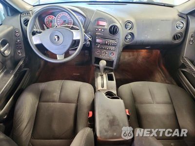 Zdjęcie 8 z 12 samochodu: 2008 PONTIAC GRAND PRIX VIN:2G2WP552X81102939 - miniatura