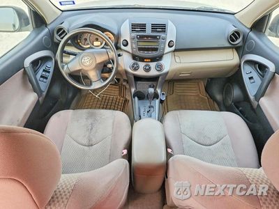 Zdjęcie 8 z 13 samochodu: 2008 TOYOTA RAV4 BASE VIN:JTMZD33V186073651 - miniatura