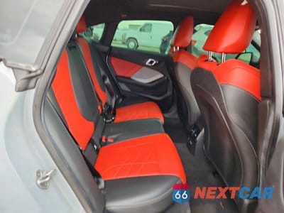 Zdjęcie 10 z 12 samochodu: 2025 BMW 228XI VIN:WBA23GG03S7S20481 - miniatura