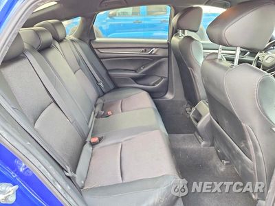 Zdjęcie 10 z 13 samochodu: 2018 HONDA ACCORD SPORT VIN:1HGCV1F31JA152582 - miniatura