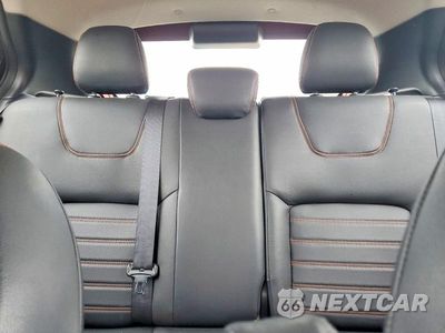 Zdjęcie 10 z 14 samochodu: 2019 NISSAN KICKS SR VIN:3N1CP5CU8KL568574 - miniatura