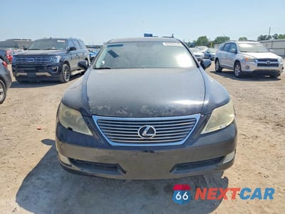 Piąte zdjęcie samochodu w środku: 2009 LEXUS LS 460 VIN:JTHCL46F695004575 - miniatura