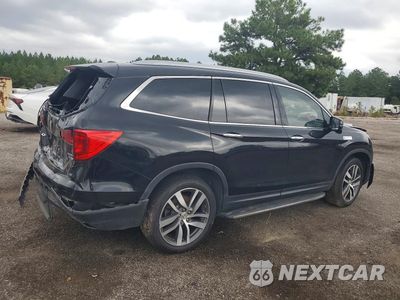 Trzecie zdjęcie samochodu z tyłu: 2017 HONDA PILOT TOURING VIN:5FNYF6H96HB017664 - miniatura