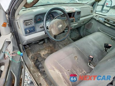 Zdjęcie 8 z 12 samochodu: 2003 FORD F350 SUPER DUTY VIN:1FTWF32SX3ED84823 - miniatura