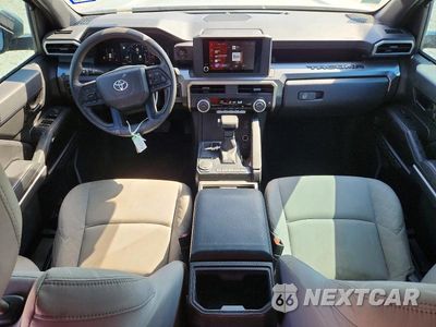 Zdjęcie 8 z 12 samochodu: 2024 TOYOTA TACOMA SR5 VIN:3TMKB5FN3RM014309 - miniatura