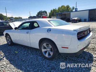 Drugie zdjęcie samochodu z przodu: 2018 DODGE CHALLENGER SXT VIN:2C3CDZAG5JH172012 - miniatura