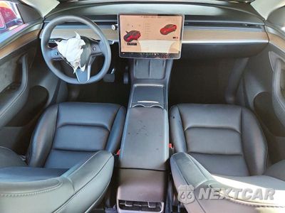Zdjęcie 8 z 13 samochodu: 2025 TESLA MODEL Y VIN:7SAYGDED8SF304637 - miniatura