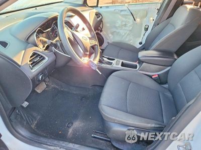 Zdjęcie 7 z 13 samochodu: 2017 CHEVROLET CRUZE LS VIN:1G1BC5SM1H7263641 - miniatura