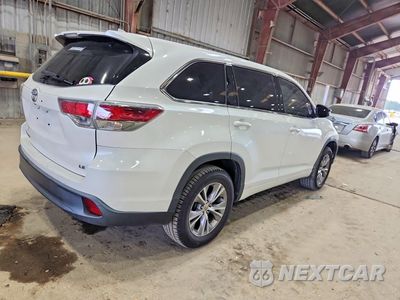 Trzecie zdjęcie samochodu z tyłu: 2015 TOYOTA HIGHLANDER LE PLUS VIN:5TDZKRFH9FS083310 - miniatura