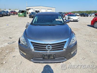 Piąte zdjęcie samochodu w środku: 2015 NISSAN ALTIMA 2.5 S VIN:1N4AL3AP1FN881575 - miniatura