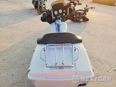 Zdjęcie 6 z 8 samochodu: 2008 HARLEY-DAVIDSON FLHX VIN:1HD1KB41X8Y637986 - miniatura