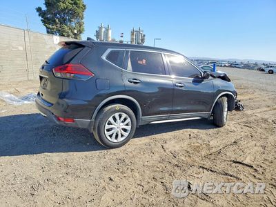 Trzecie zdjęcie samochodu z tyłu: 2018 NISSAN ROGUE S VIN:KNMAT2MT9JP613738 - miniatura