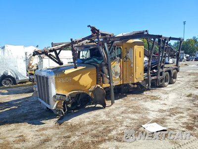 2003 PETERBILT 379 CAR HAULER TRUCK 1NP5DB9X33D558887 - główne zdjęcie licytacji z USA - miniatura