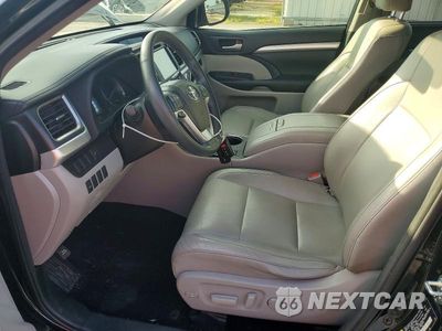 Zdjęcie 7 z 13 samochodu: 2015 TOYOTA HIGHLANDER XLE VIN:5TDJKRFH2FS131856 - miniatura