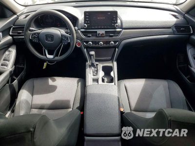 Zdjęcie 8 z 13 samochodu: 2019 HONDA ACCORD LX VIN:1HGCV1F1XKA001904 - miniatura