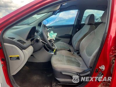 Zdjęcie 7 z 13 samochodu: 2016 HYUNDAI ACCENT SE VIN:KMHCT4AE5GU103547 - miniatura