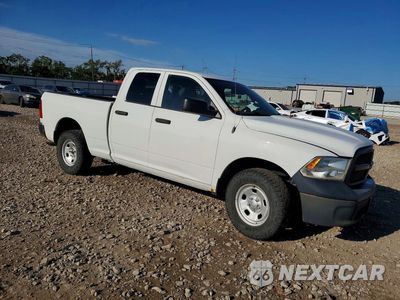 Czwarte zdjęcie samochodu z boku: 2019 RAM 1500 CLASSIC TRADESMAN VIN:1C6RR7FT6KS588542 - miniatura