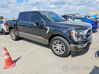 Czwarte zdjęcie samochodu z boku: 2022 FORD F150 SUPERCREW VIN:1FTEW1C84NFB40777 - miniatura