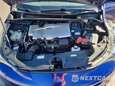 Zdjęcie 11 z 12 samochodu: 2017 TOYOTA PRIUS TWO VIN:JTDKBRFU5H3560818 - miniatura