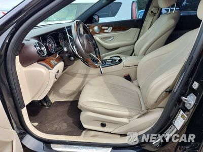 Zdjęcie 7 z 13 samochodu: 2017 MERCEDES-BENZ E 300 VIN:WDDZF4JB9HA239300 - miniatura