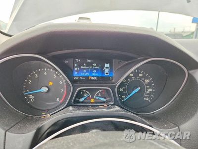 Zdjęcie 9 z 12 samochodu: 2016 FORD FOCUS SE VIN:1FADP3F21GL361243 - miniatura