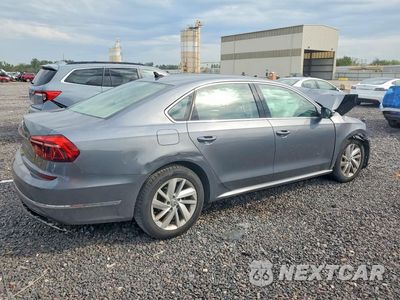 Trzecie zdjęcie samochodu z tyłu: 2018 VOLKSWAGEN PASSAT SE VIN:1VWBA7A33JC017024 - miniatura
