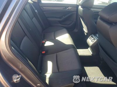 Zdjęcie 10 z 12 samochodu: 2019 HONDA ACCORD EX VIN:1HGCV1F44KA126293 - miniatura