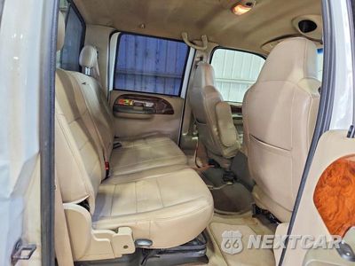 Zdjęcie 10 z 12 samochodu: 2000 FORD F250 SUPER DUTY VIN:1FTNW21F3YEE48024 - miniatura