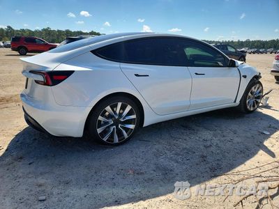 Trzecie zdjęcie samochodu z tyłu: 2025 TESLA MODEL 3 VIN:5YJ3E1EA3SF049851 - miniatura
