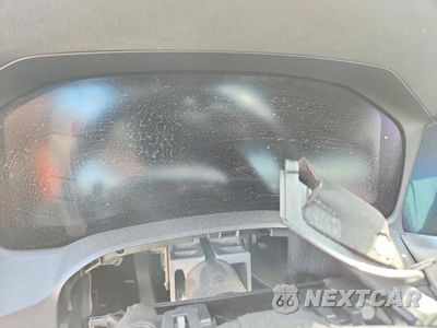 Zdjęcie 9 z 12 samochodu: 2019 BMW 330XI VIN:WBA5R7C5XKFH02838 - miniatura