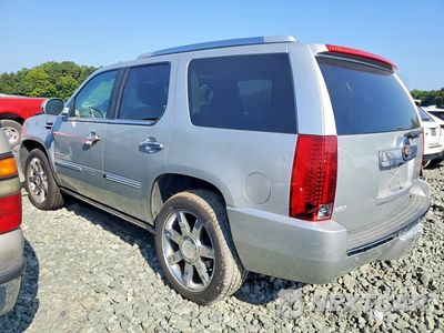 Drugie zdjęcie samochodu z przodu: 2014 CADILLAC ESCALADE LUXURY VIN:1GYS4BEF4ER131161 - miniatura