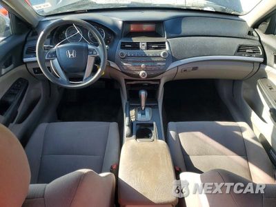 Zdjęcie 8 z 12 samochodu: 2012 HONDA ACCORD LX VIN:1HGCP2F34CA108451 - miniatura