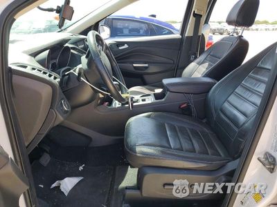 Zdjęcie 7 z 13 samochodu: 2017 FORD ESCAPE TITANIUM VIN:1FMCU9JD0HUD84692 - miniatura