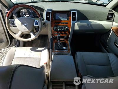 Zdjęcie 8 z 13 samochodu: 2008 JEEP GRAND CHEROKEE OVERLAND VIN:1J8HR68288C189467 - miniatura