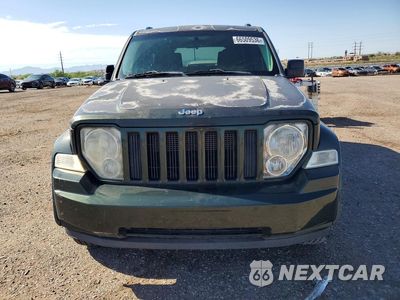 Piąte zdjęcie samochodu w środku: 2010 JEEP LIBERTY SPORT VIN:1J4PP2GK8AW128685 - miniatura