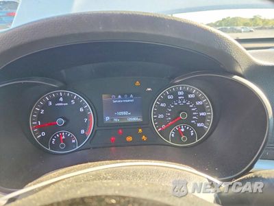 Zdjęcie 9 z 12 samochodu: 2019 KIA OPTIMA LX VIN:5XXGT4L35KG368677 - miniatura