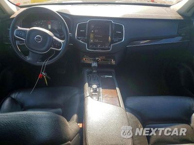 Zdjęcie 8 z 13 samochodu: 2016 VOLVO XC90 T6 VIN:YV4A22PK5G1083458 - miniatura