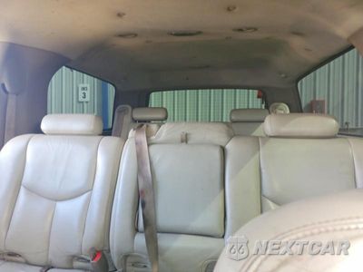 Zdjęcie 10 z 13 samochodu: 2006 CHEVROLET SUBURBAN K1500 VIN:3GNFK16Z76G115223 - miniatura