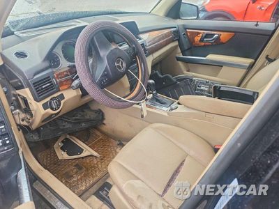 Zdjęcie 8 z 12 samochodu: 2010 MERCEDES-BENZ GLK 350 VIN:WDCGG5GB6AF333763 - miniatura