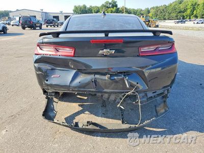 Zdjęcie 6 z 12 samochodu: 2016 CHEVROLET CAMARO SS VIN:1G1FH1R71G0186496 - miniatura