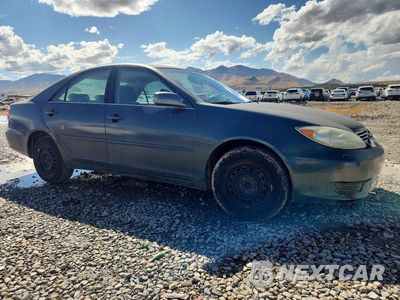 Czwarte zdjęcie samochodu z boku: 2006 TOYOTA CAMRY LE VIN:4T1BE32KX6U110951 - miniatura
