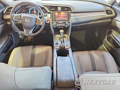 Zdjęcie 8 z 12 samochodu: 2018 HONDA CIVIC EXL VIN:JHMFC1F76JX018599 - miniatura