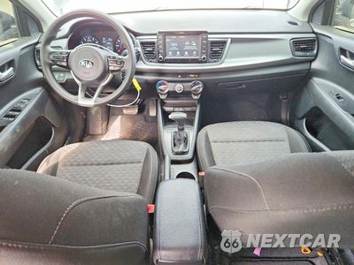 Zdjęcie 8 z 12 samochodu: 2019 KIA RIO S VIN:3KPA24AB3KE179585 - miniatura