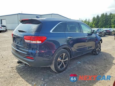 Trzecie zdjęcie samochodu z tyłu: 2016 KIA SORENTO EX VIN:5XYPHDA59GG018638 - miniatura