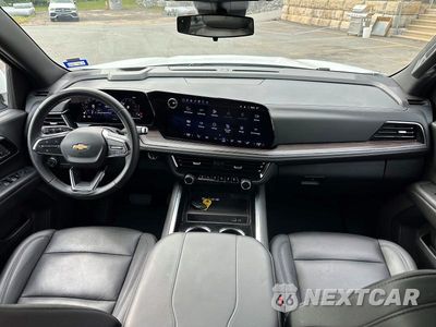 Piąte zdjęcie samochodu w środku: 2025 CHEVROLET TAHOE C1500 LT VIN:1GNS5NRDXSR183510 - miniatura