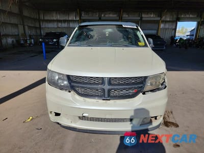 Piąte zdjęcie samochodu w środku: 2017 DODGE JOURNEY SE VIN:3C4PDCABXHT662025 - miniatura