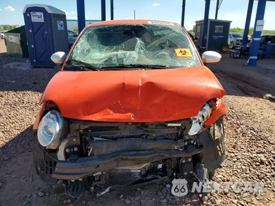 Piąte zdjęcie samochodu w środku: 2017 FIAT 500 ELECTRIC VIN:3C3CFFGE2HT625244 - miniatura