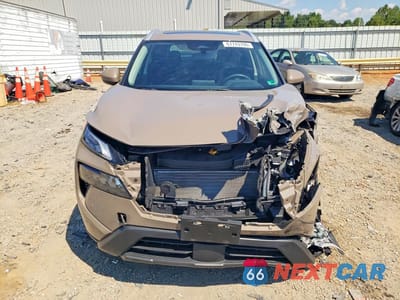Piąte zdjęcie samochodu w środku: 2024 NISSAN ROGUE SV VIN:JN8BT3BB6RW444157 - miniatura